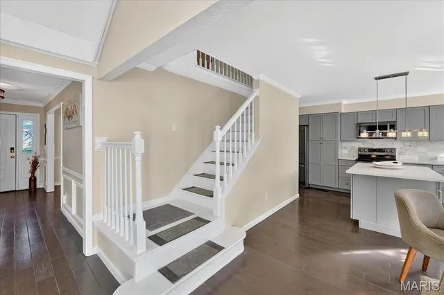 $459,000 | 26 Webster Oaks Drive, St. Louis, MO 63119