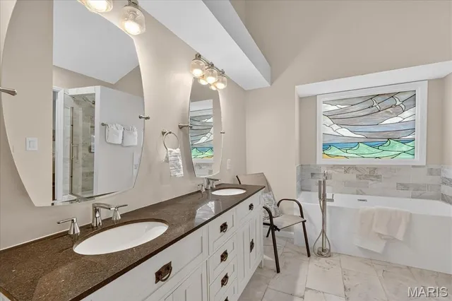 $459,000 | 26 Webster Oaks Drive, St. Louis, MO 63119