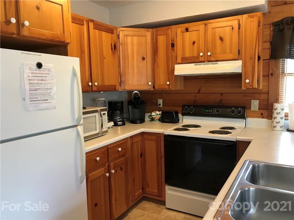 19 Sunrise Ridge Maggie Valley, NC 28751 - Photo 15 of 48 Gallery Image 15