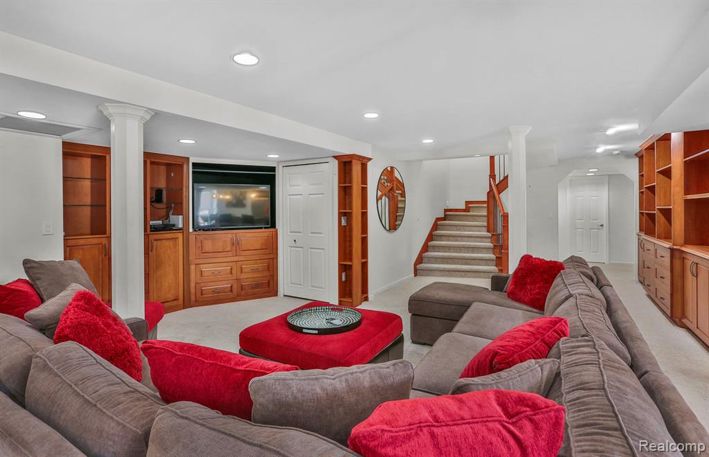 3462 Cascade Circle Rochester Hills, MI 48307 - Photo 24 of 33