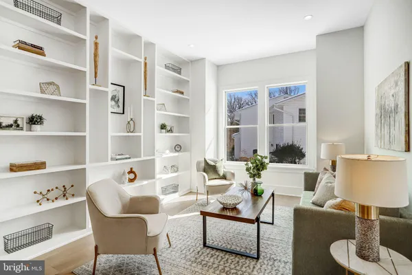 $2,295,000 | 2633 Wooster Court, Vienna, VA 22180