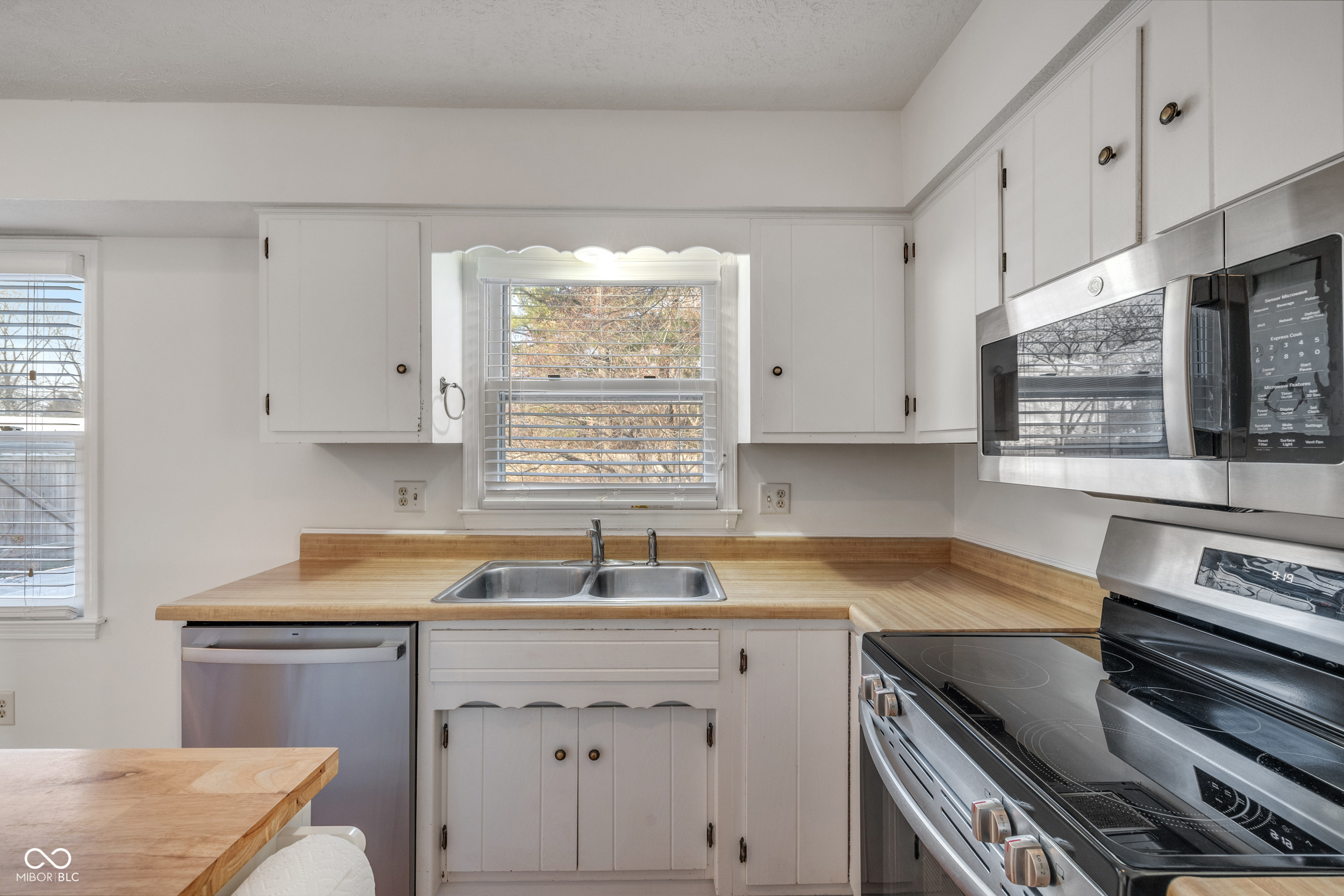 3594 Tahoe Road Carmel, IN 46033 - Photo 28 of 51