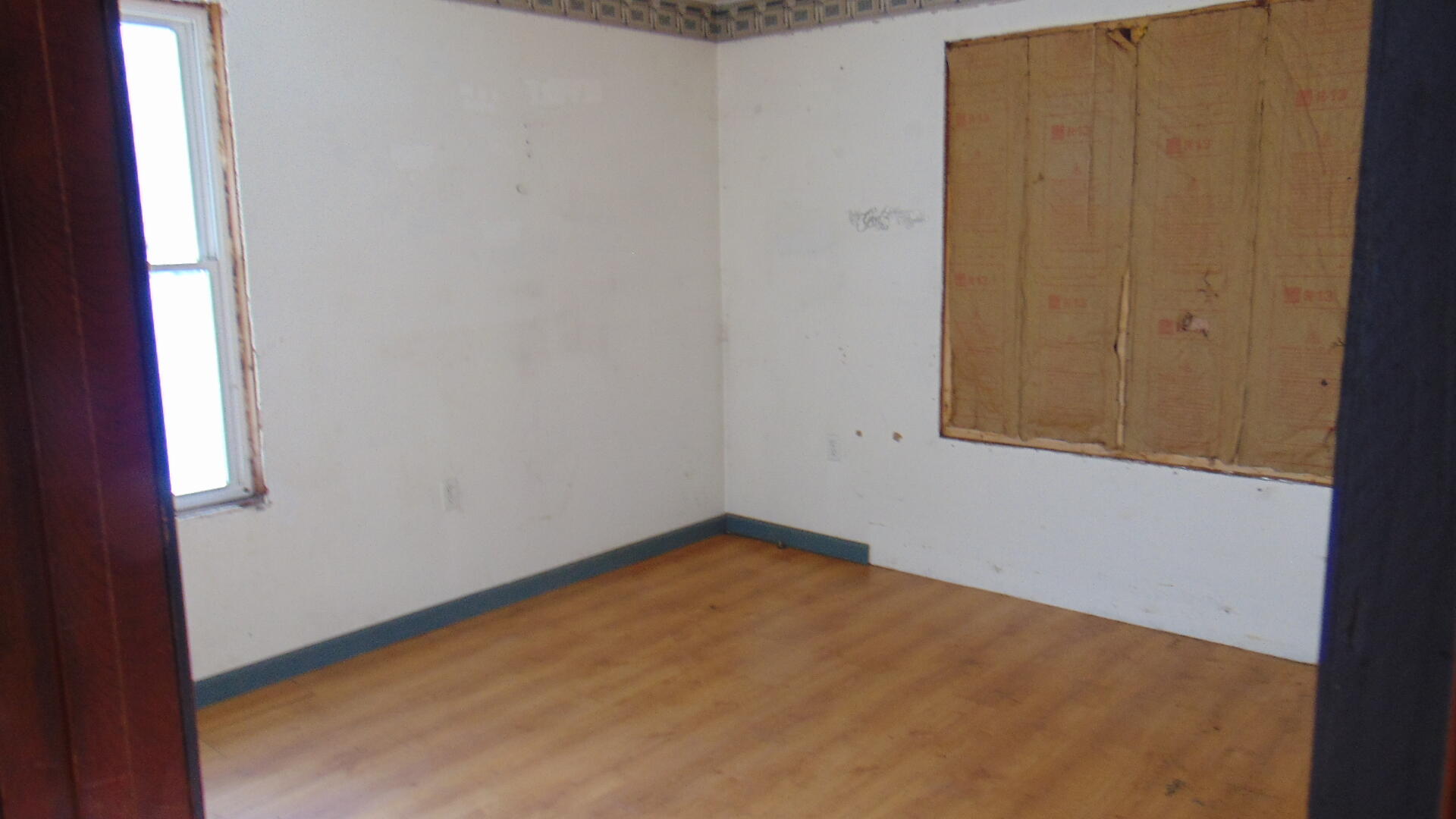 17 Edwards Street Lincoln, ME 04457 - Photo 8 of 9 DSC01924