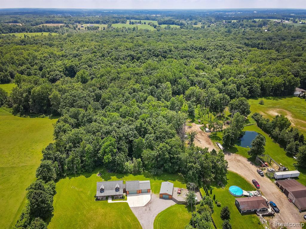 7653 Chase Lake Road Fowlerville, MI 48836 - Photo 45 of 52