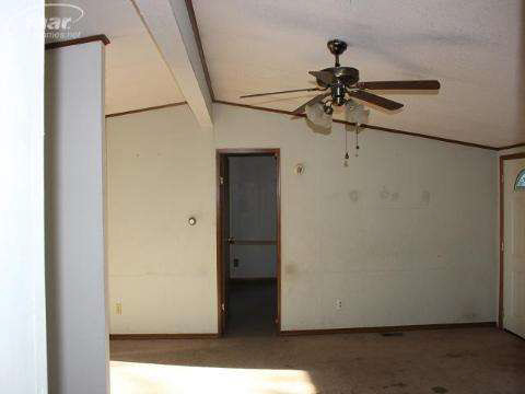 8316 Upton Road Laingsburg, MI 48848 - Photo 20 of 24 20152964-20.JPG