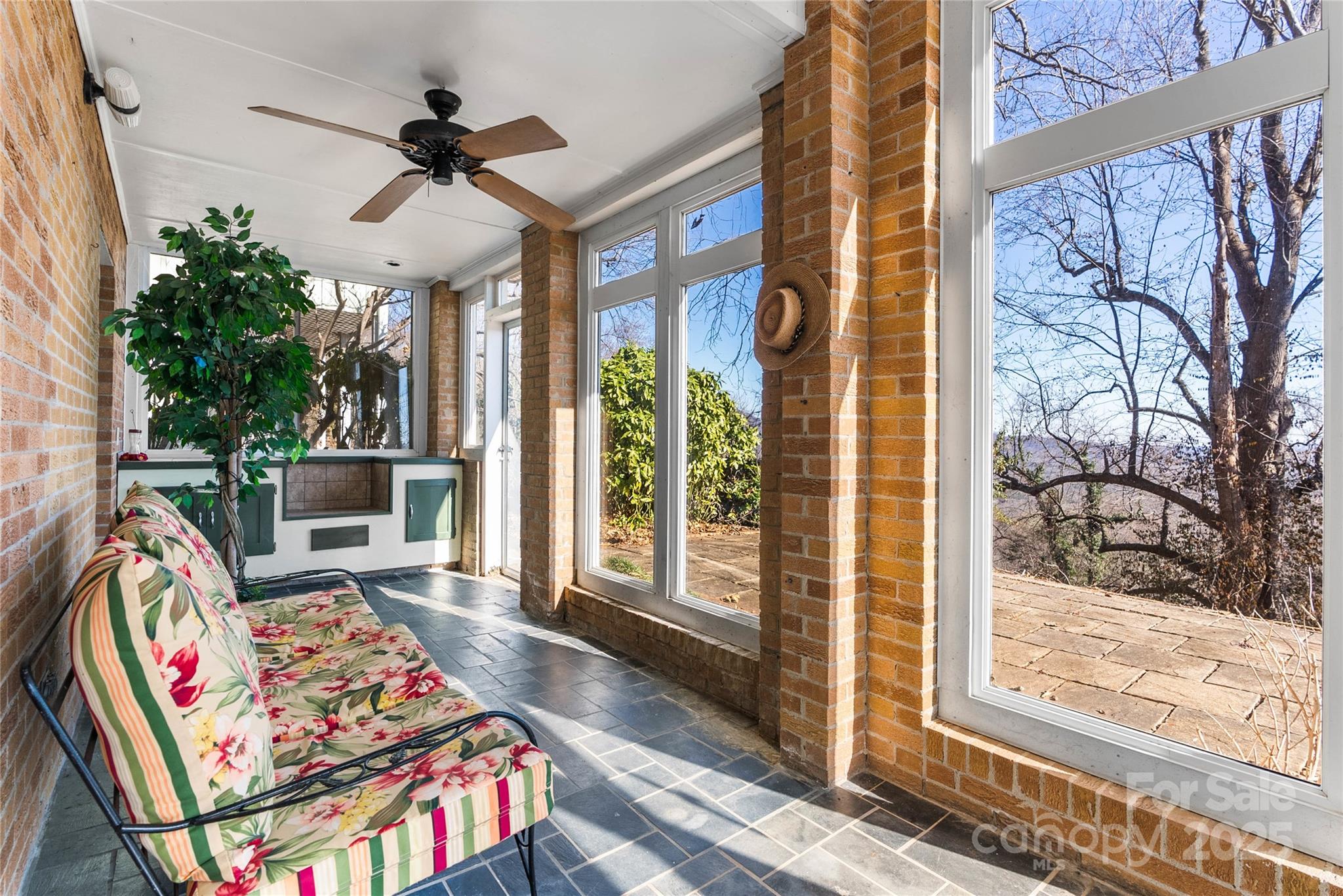 135 Valley View Lane Tryon, NC 28782 - Photo 41 of 48 Gallery Image 41