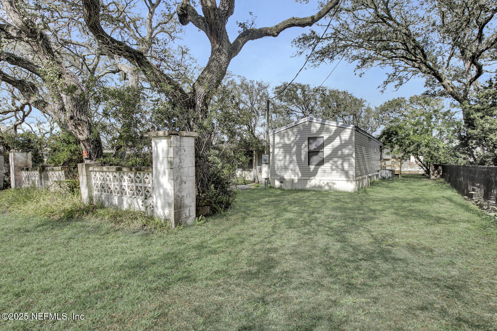 242 Hildago Road St. Augustine, FL 32080 - Photo 4 of 25 04_IMG_0016_mls
