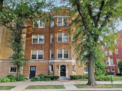 $225,000 | 605 Washington Boulevard, Unit 3N, Oak Park, IL 60302