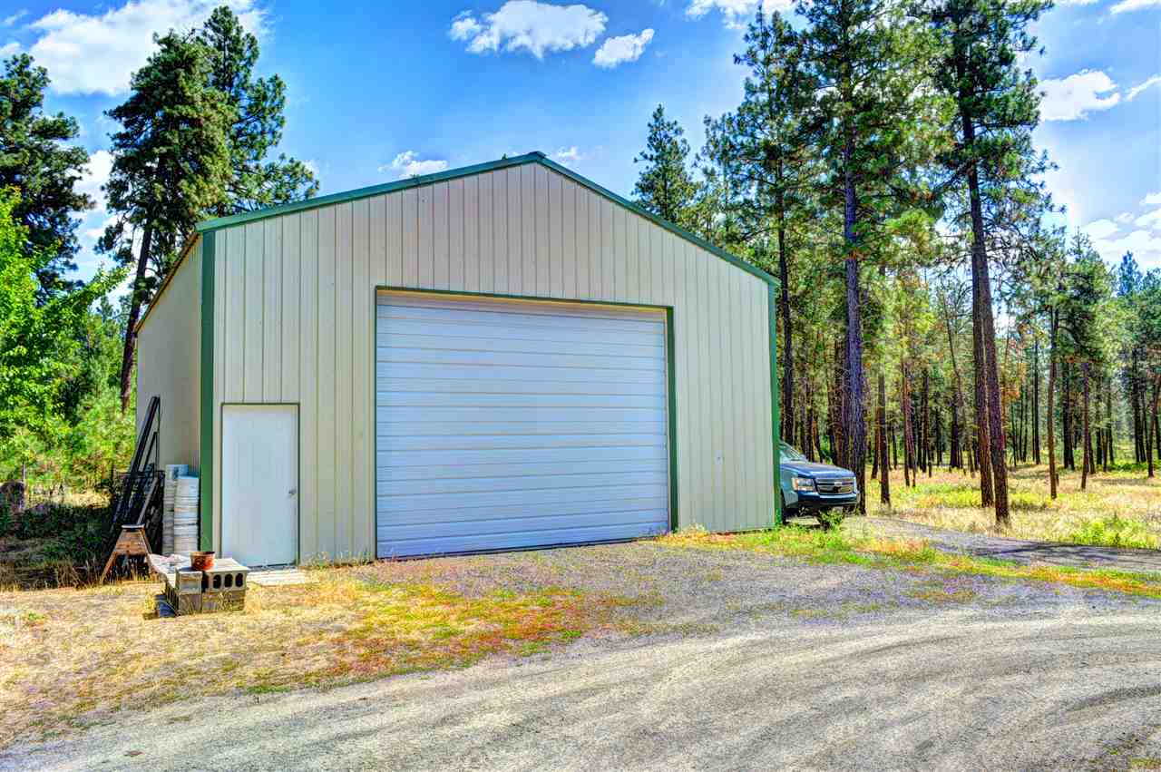 15908 South Malloy Prairie Road Cheney, WA 99004 - Photo 2 of 20