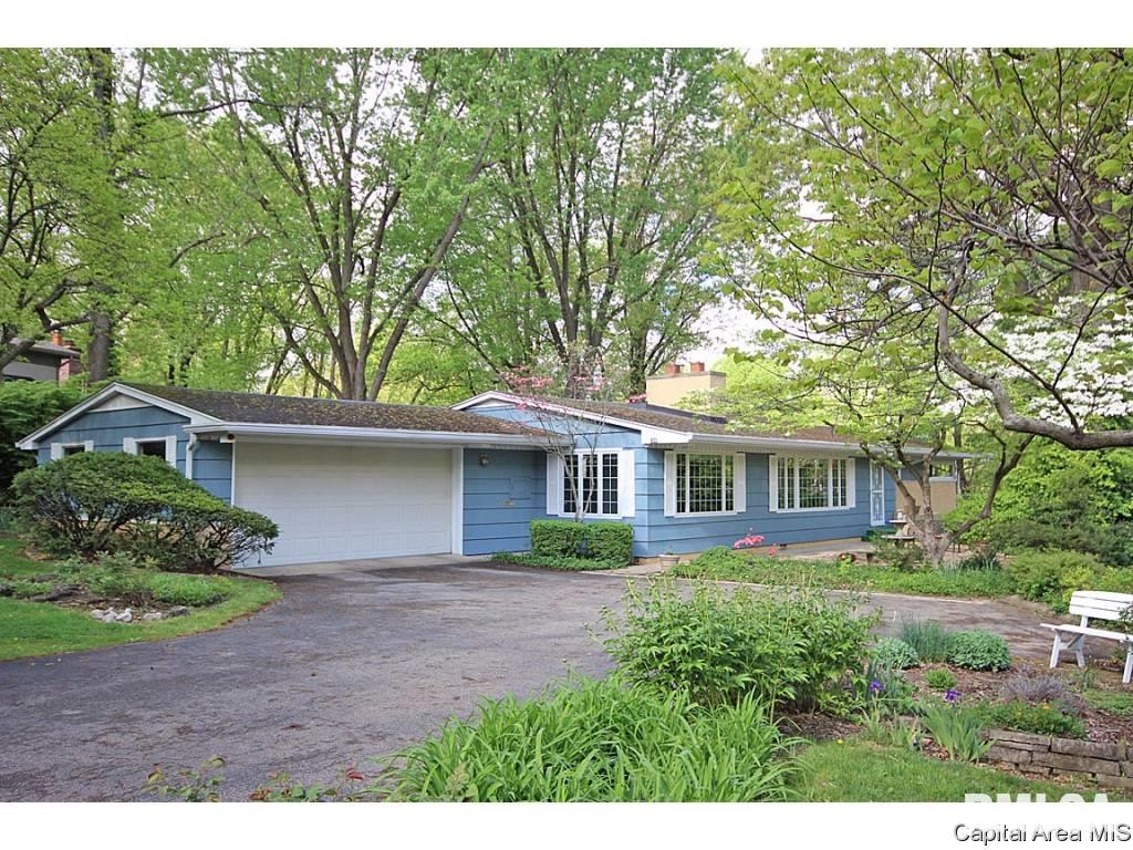 1949 South Illini Road Springfield, IL 62704 - Photo 1 of 36