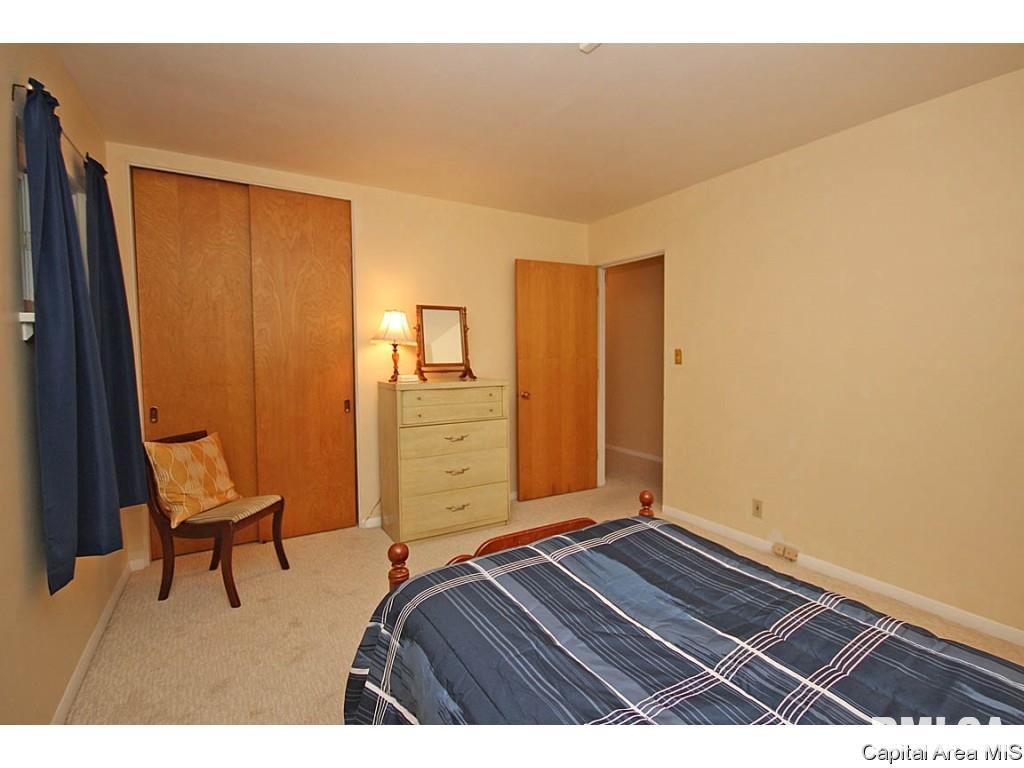 1949 South Illini Road Springfield, IL 62704 - Photo 21 of 36