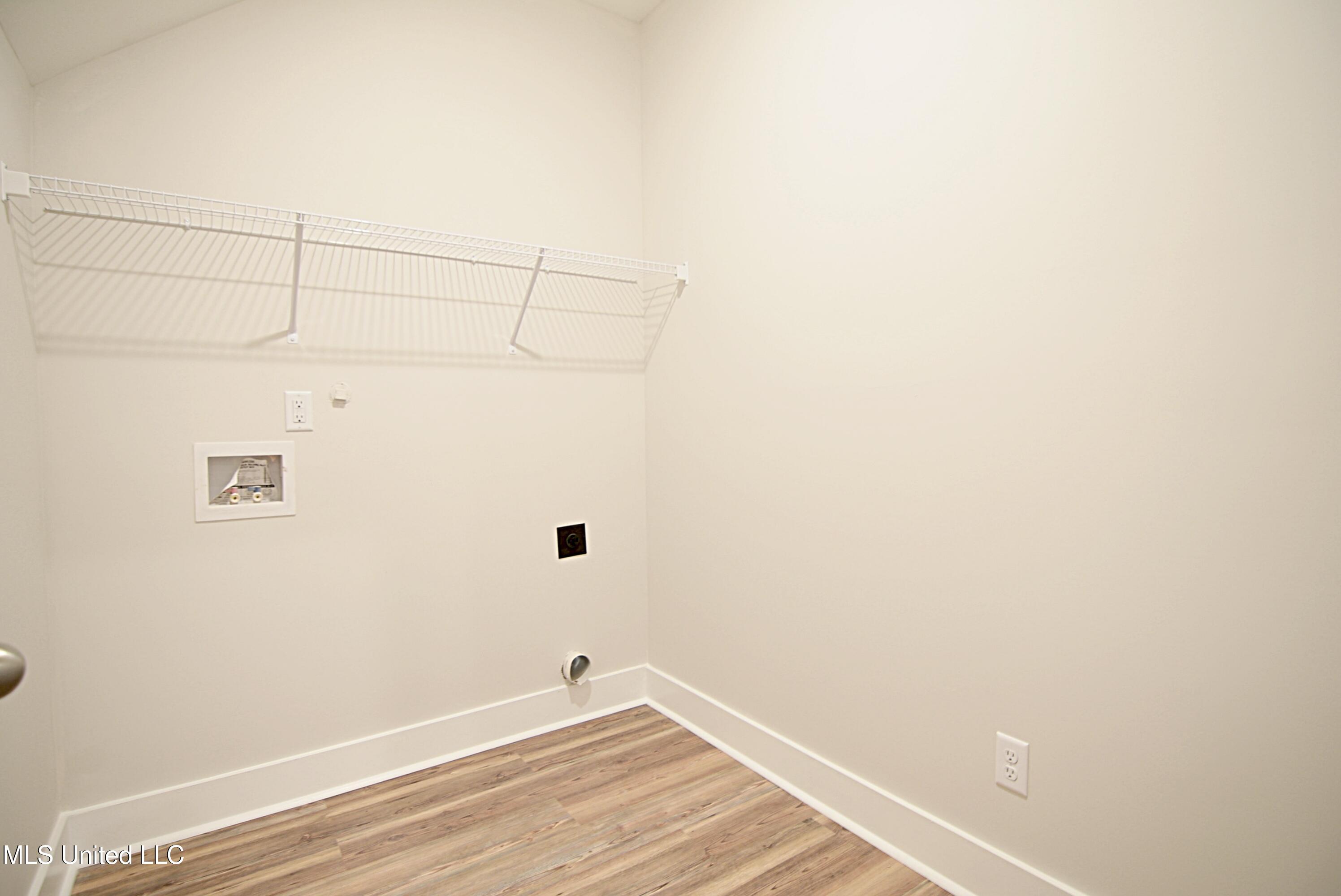 334 Tribble Road Holly Springs, MS 38635 - Photo 18 of 24 Laundry