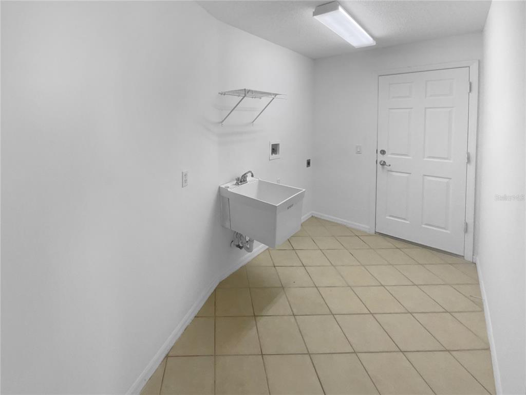 18535 Hidden Pines Way Hudson, FL 34667 - Photo 23 of 30