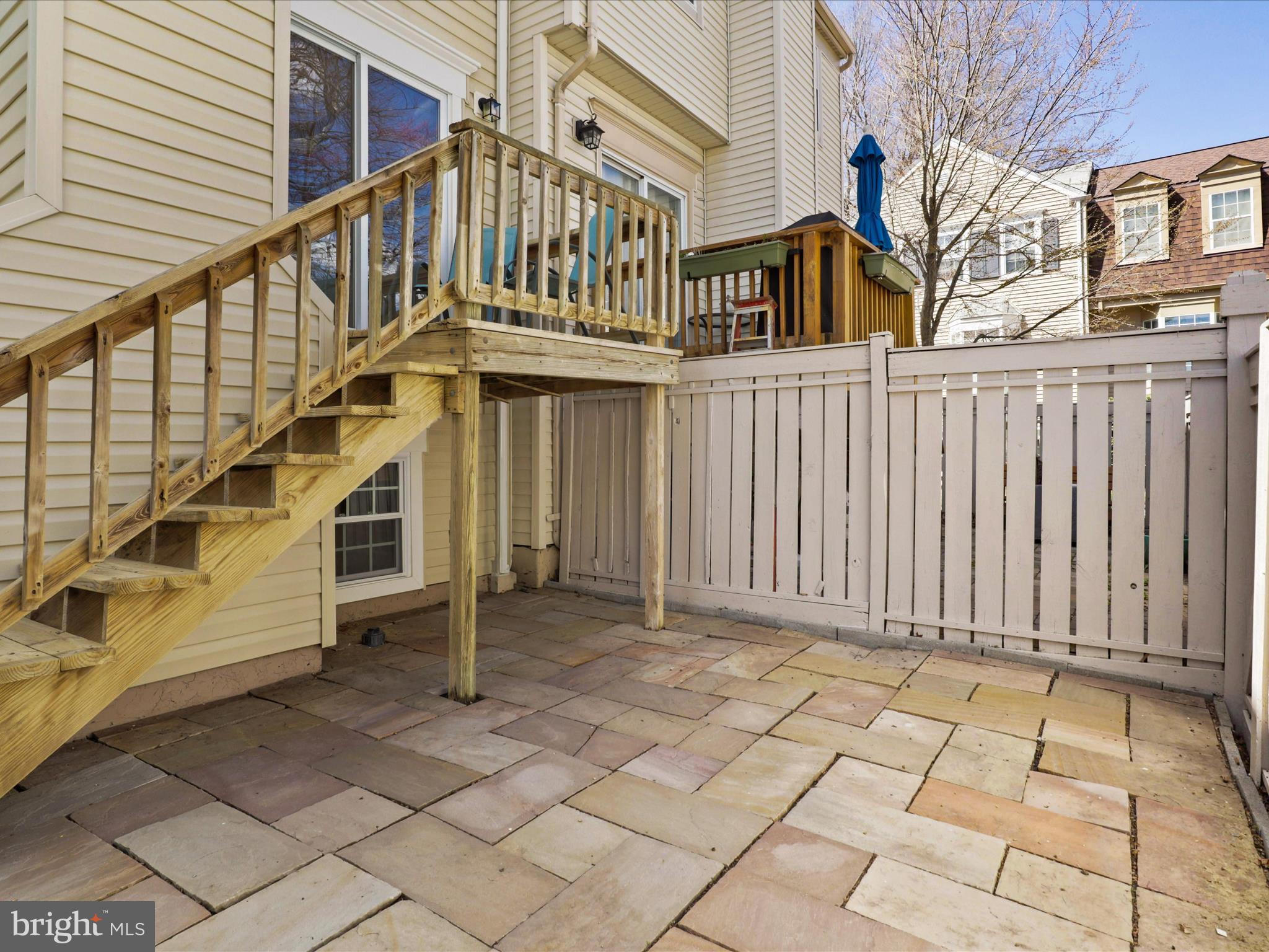 2398 Ridgehampton Court Reston, VA 20191 - Photo 37 of 52 Great outdoor space to entertain!