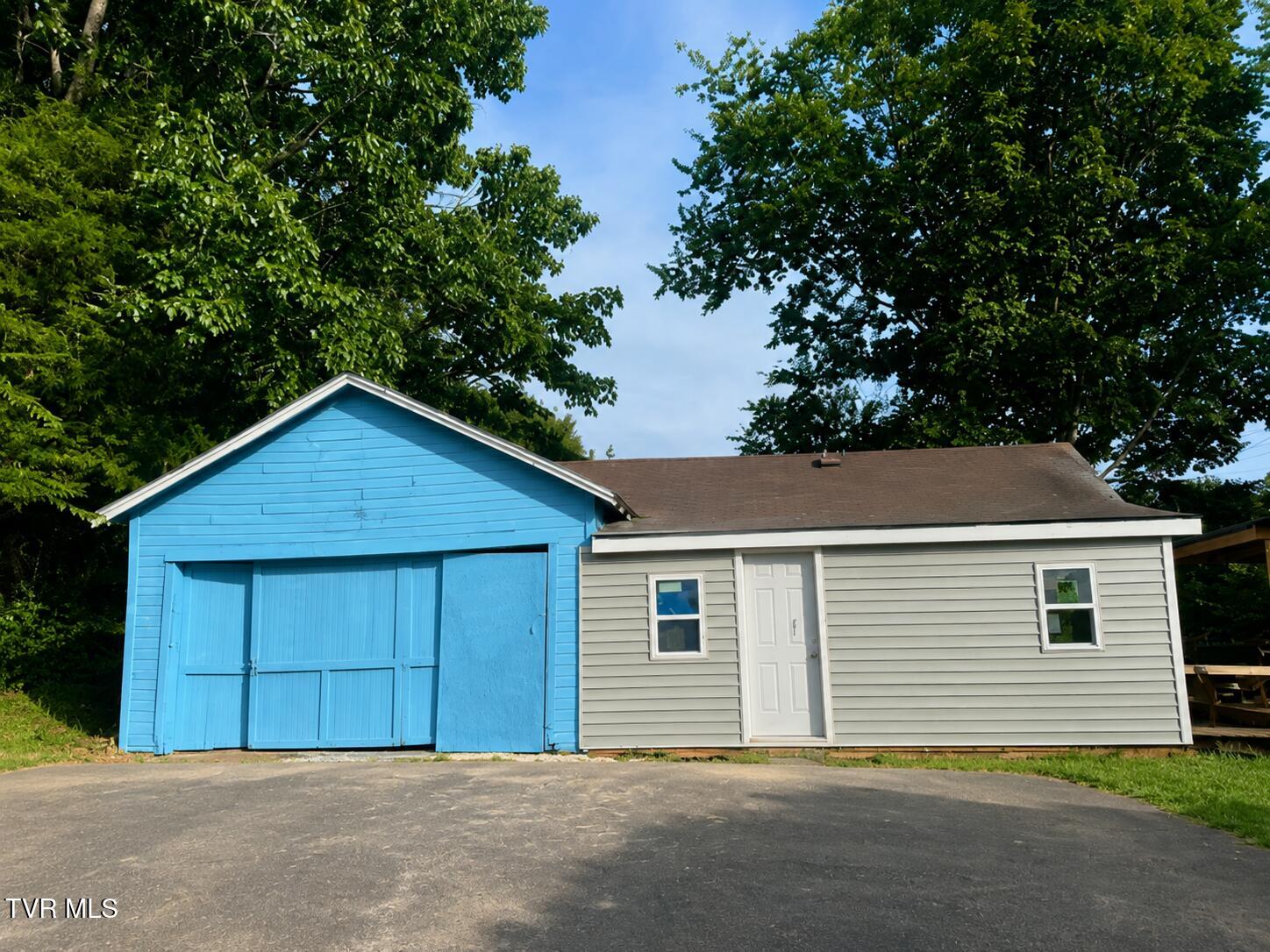 2052 Fairview Road Morristown, TN 37814 - Photo 5 of 16 outbuilding