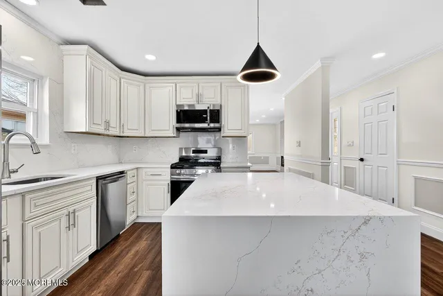 $449,900 | 20 Marathon Street, Toms River, NJ 08757