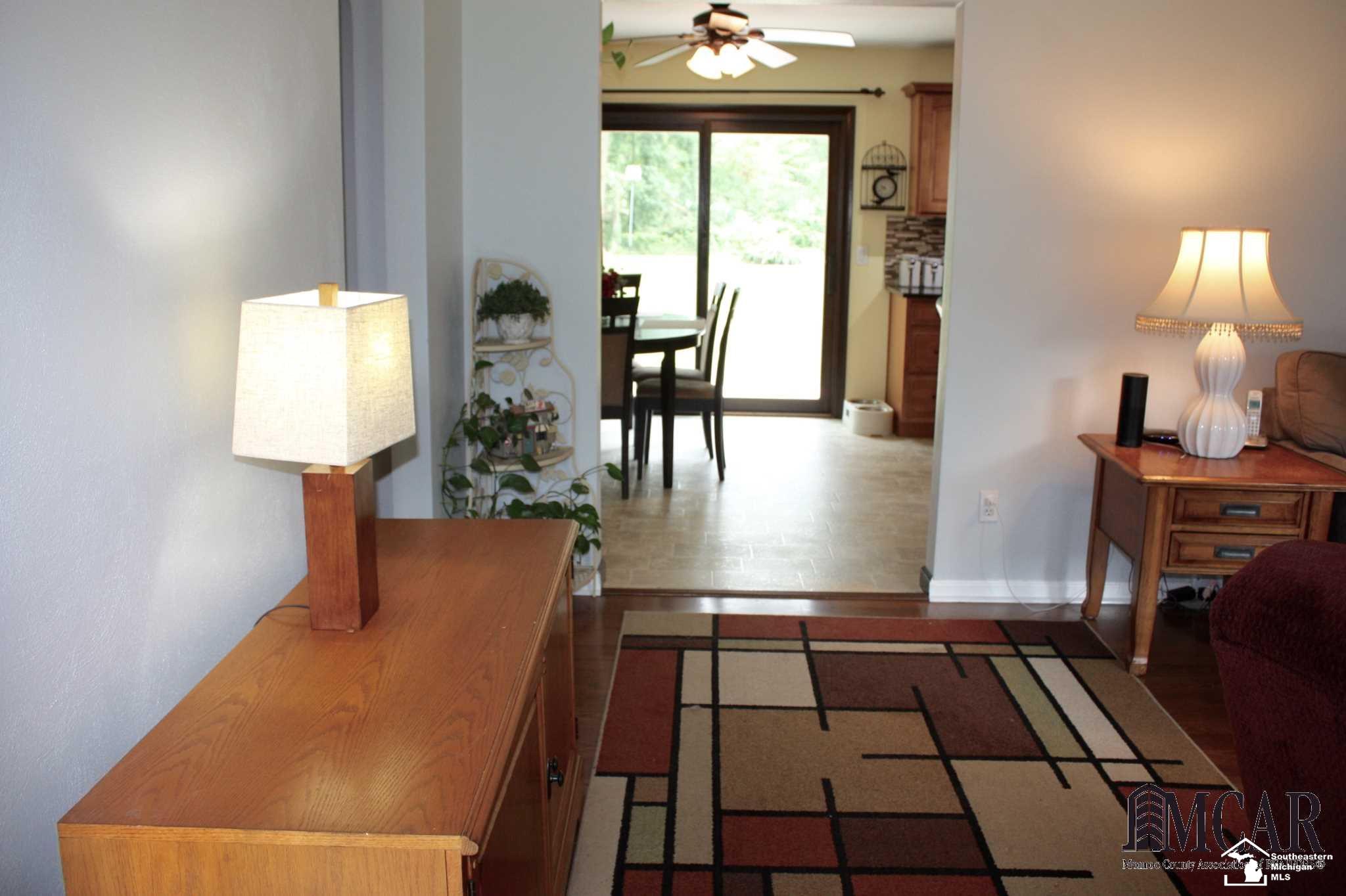 5626 Samaria Road Ottawa Lake, MI 49267 - Photo 16 of 40 21479114-15.JPG