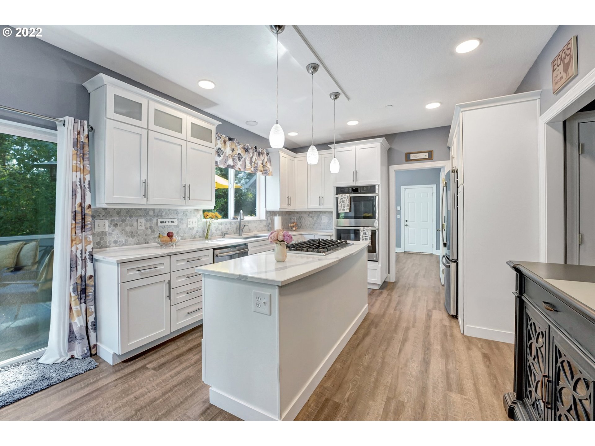 7380 Southwest Norwood Road Tualatin, OR 97062 - Photo 7 of 27 Kitchen