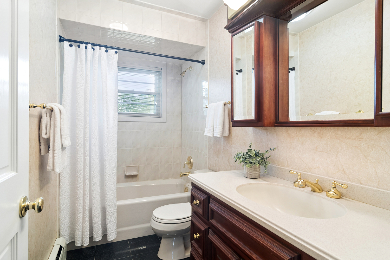 552 Cumnock Road Inverness, IL 60067 - Photo 16 of 32 Gallery Image 16