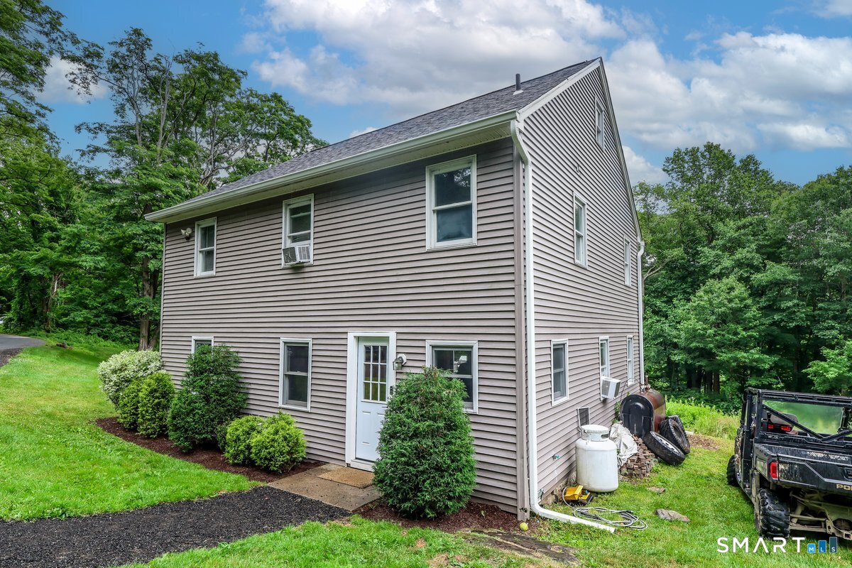 18 Hinckley Road Washington, CT 06777 - Photo 2 of 36