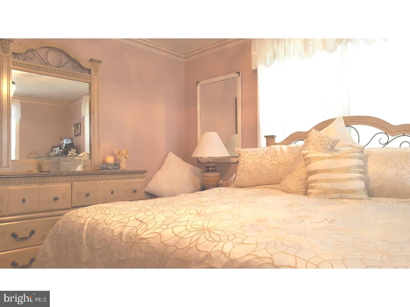 9434 Krewstown Road Philadelphia, PA 19115 - Photo 8 of 24 Bedroom - Main
