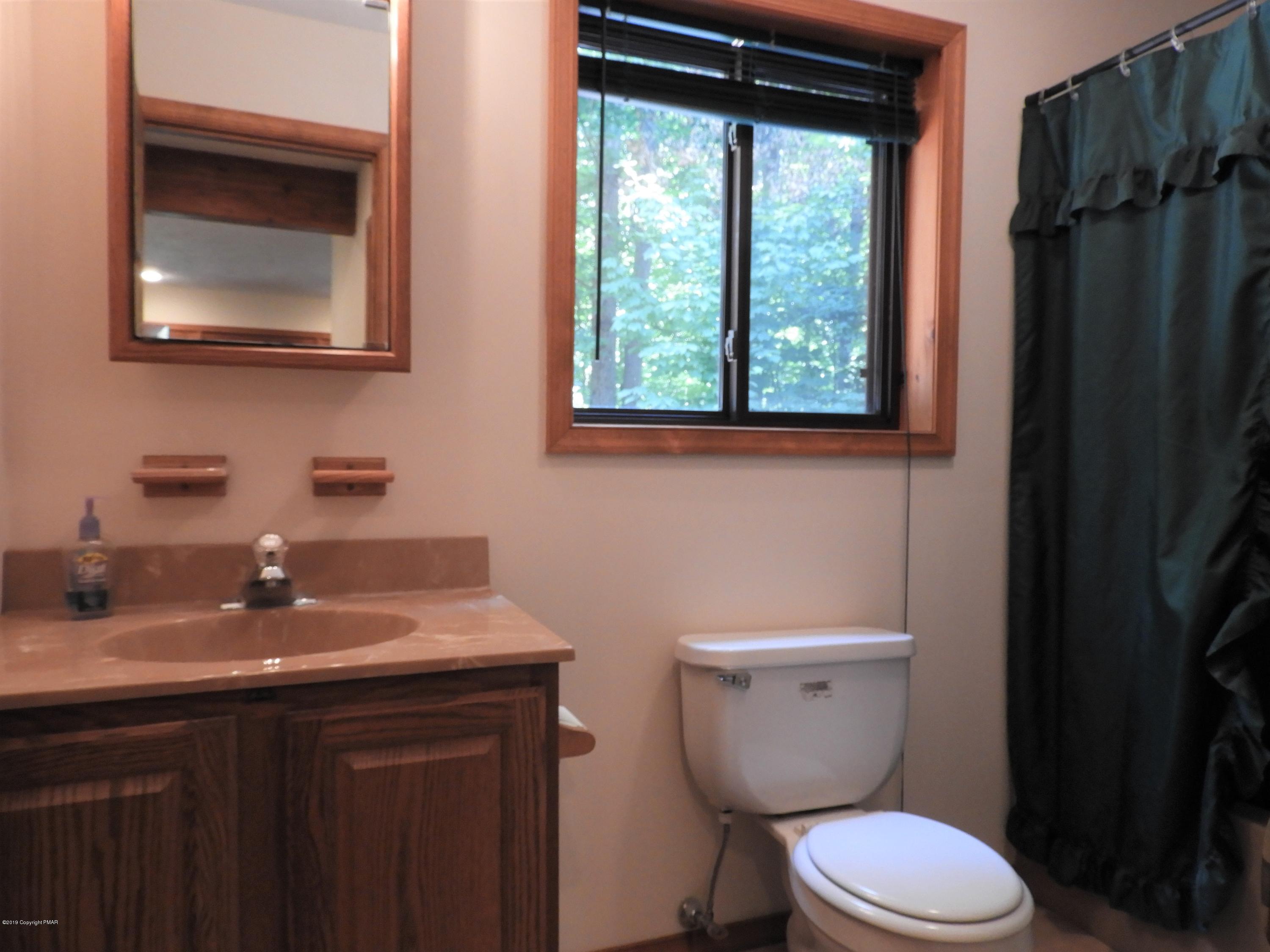 1027 Overlook Road Newfoundland, PA 18445 - Photo 14 of 42 DSCN2137