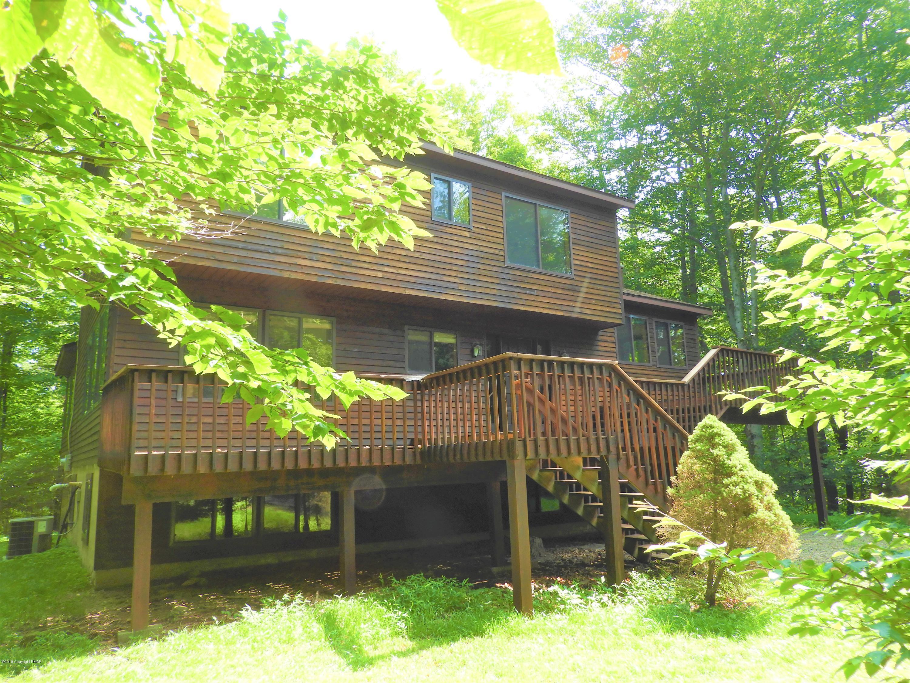 1027 Overlook Road Newfoundland, PA 18445 - Photo 2 of 42 DSCN2122