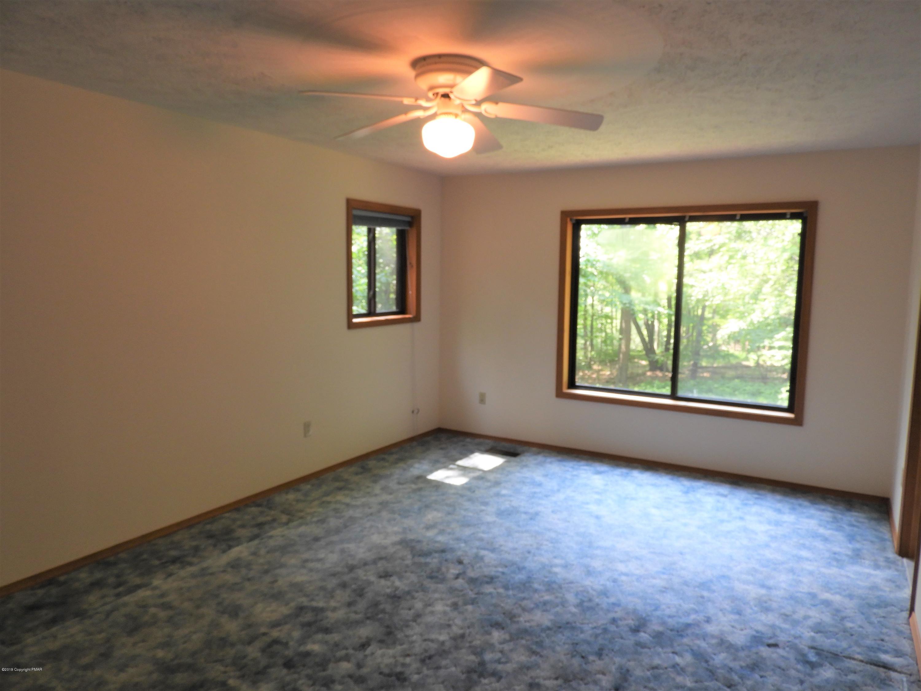 1027 Overlook Road Newfoundland, PA 18445 - Photo 23 of 42 DSCN2148