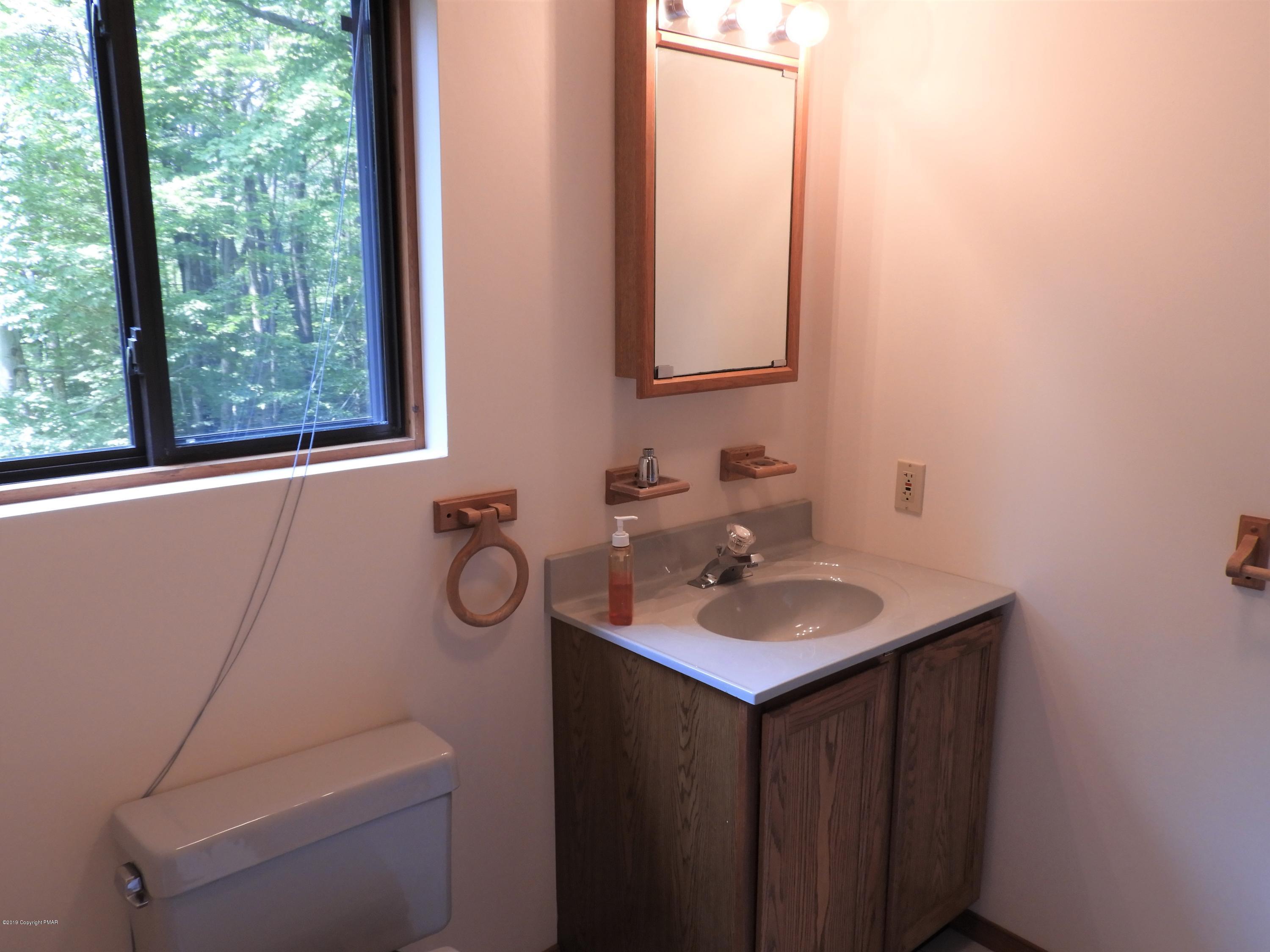 1027 Overlook Road Newfoundland, PA 18445 - Photo 25 of 42 DSCN2150