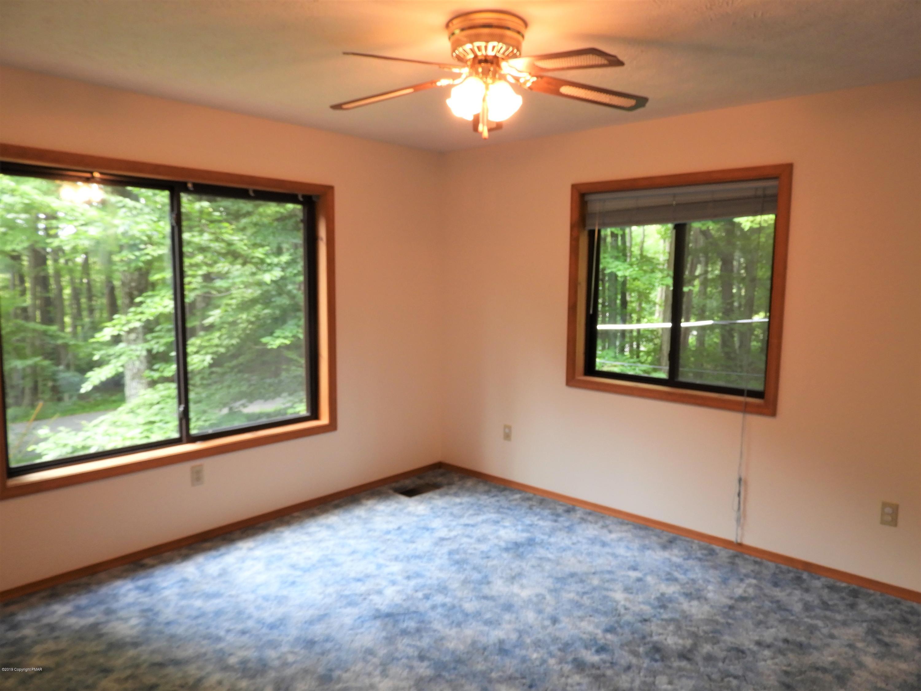 1027 Overlook Road Newfoundland, PA 18445 - Photo 31 of 42 DSCN2156
