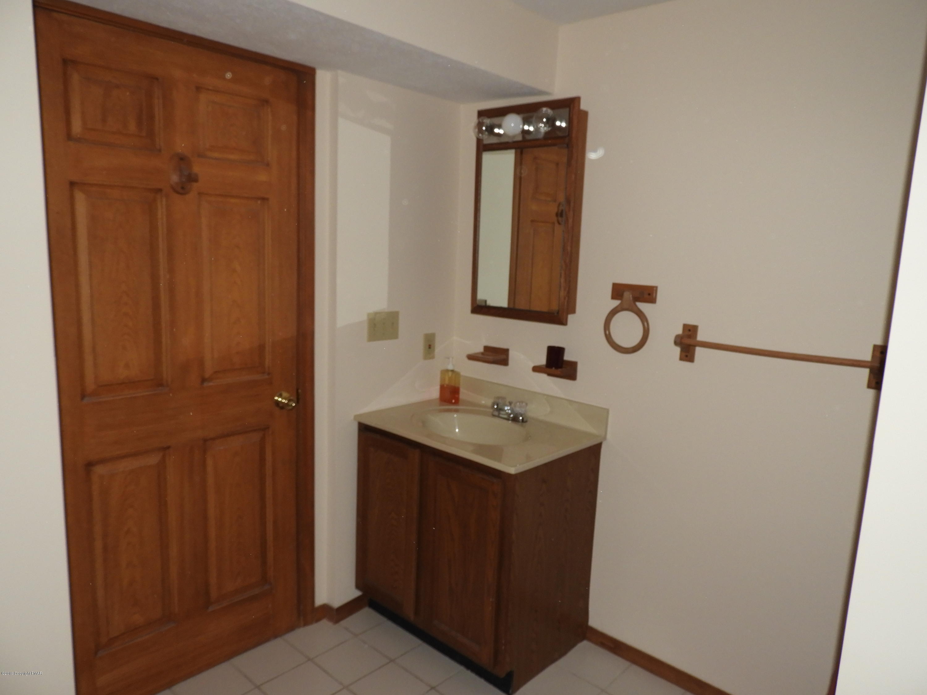 1027 Overlook Road Newfoundland, PA 18445 - Photo 37 of 42 DSCN2163