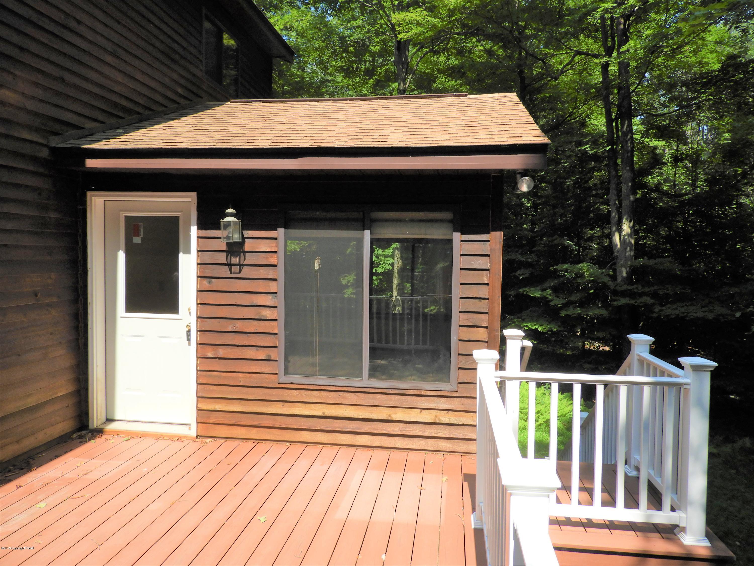 1027 Overlook Road Newfoundland, PA 18445 - Photo 4 of 42 DSCN2124