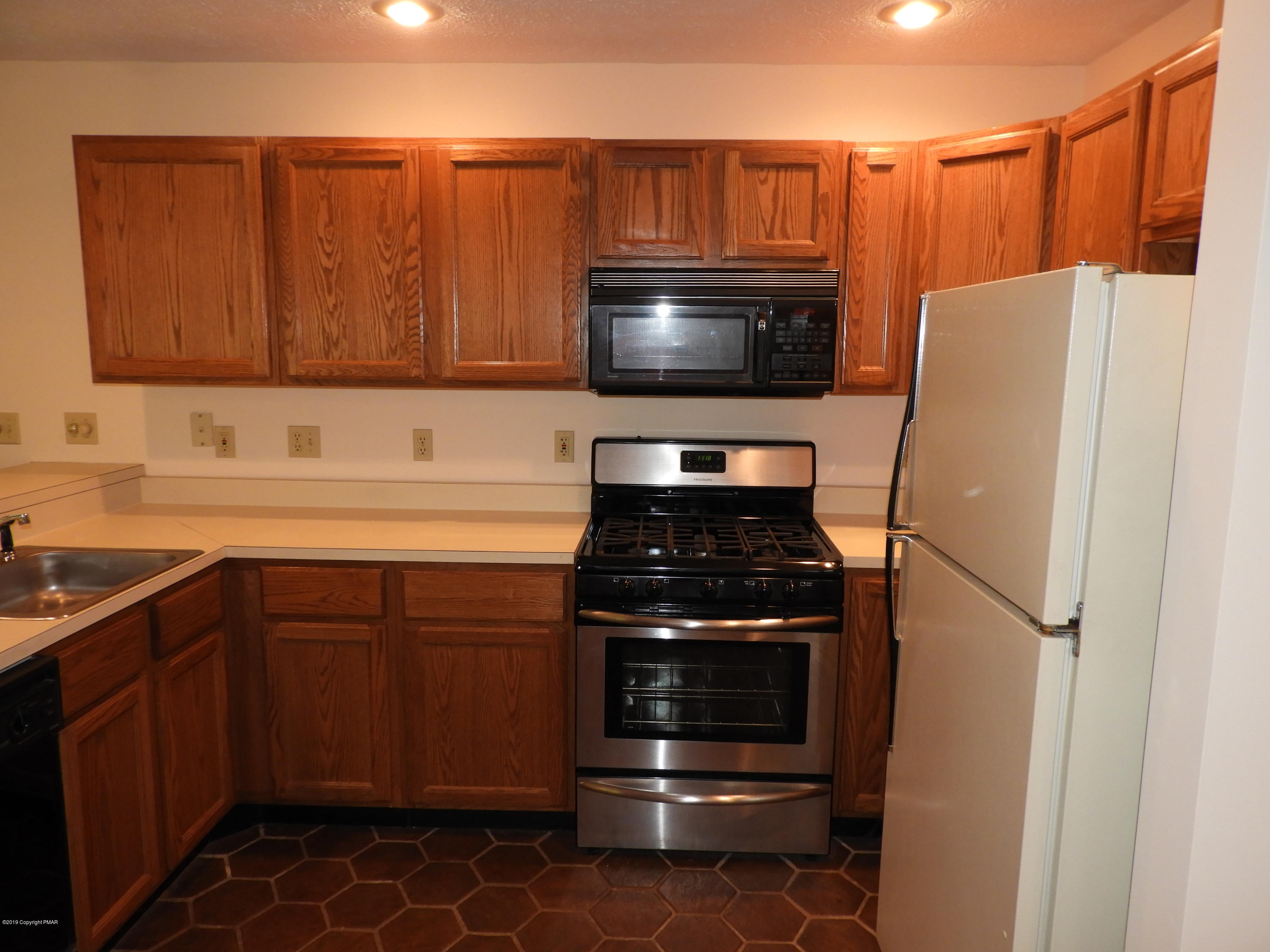 1027 Overlook Road Newfoundland, PA 18445 - Photo 7 of 42 DSCN2134