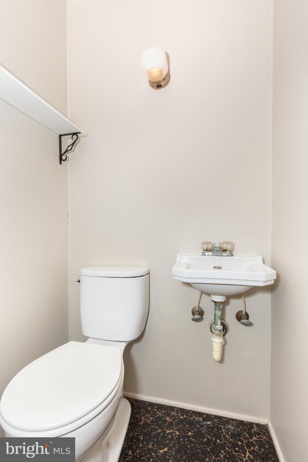 1023 Cherrytown Road Westminster, MD 21158 - Photo 26 of 39 3rd bedroom has half bath