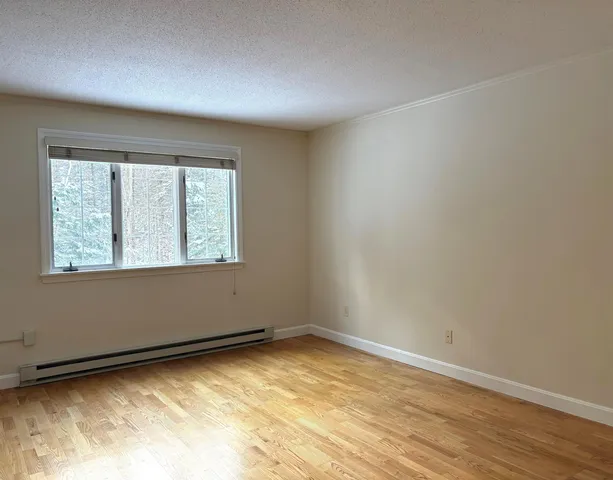 $418,500 | 143 Hilltop Place, New London, NH 03257