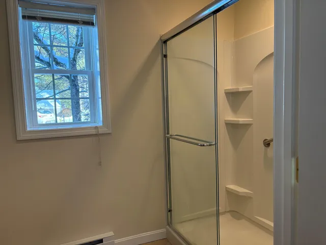 $418,500 | 143 Hilltop Place, New London, NH 03257