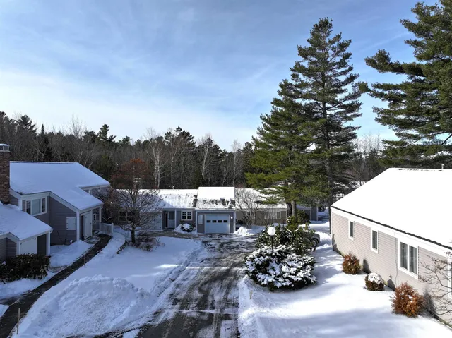 $418,500 | 143 Hilltop Place, New London, NH 03257