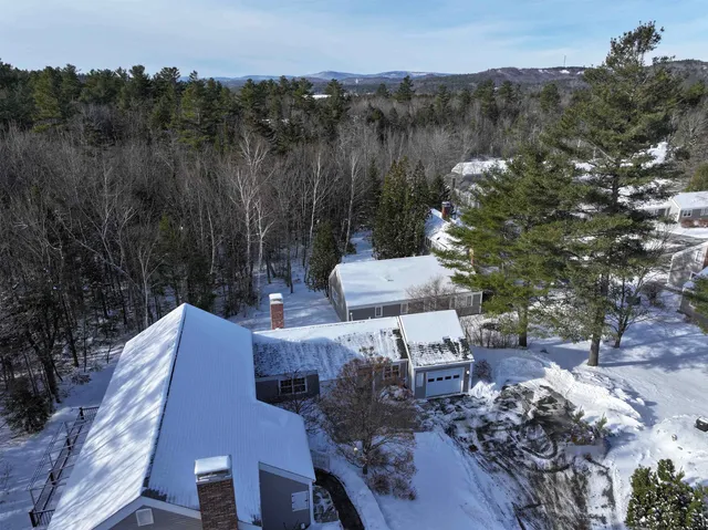 $418,500 | 143 Hilltop Place, New London, NH 03257