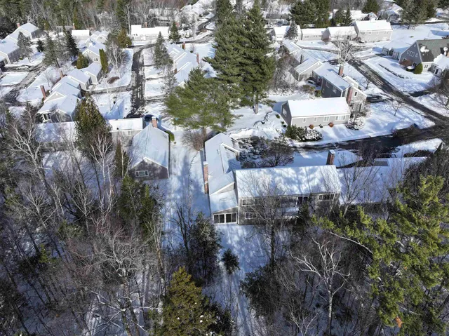 $418,500 | 143 Hilltop Place, New London, NH 03257