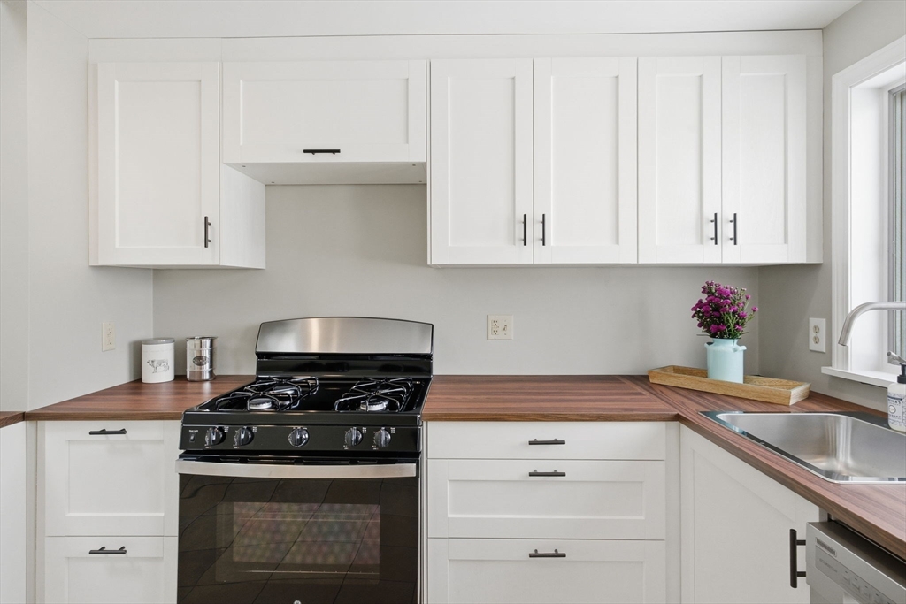 23 Fairview Street, Unit 23 Dedham, MA 02026 - Photo 17 of 29