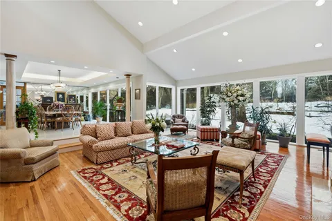 $3,899,000 | 91 Hoaglands Lane, Old Brookville, NY 11545