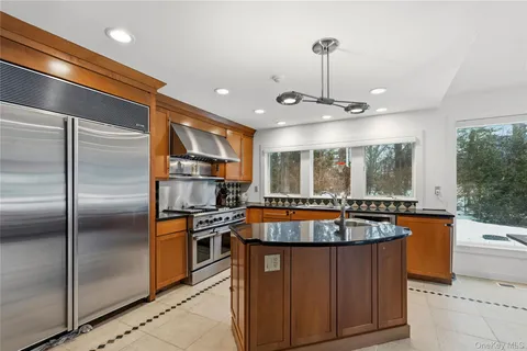 $3,899,000 | 91 Hoaglands Lane, Old Brookville, NY 11545