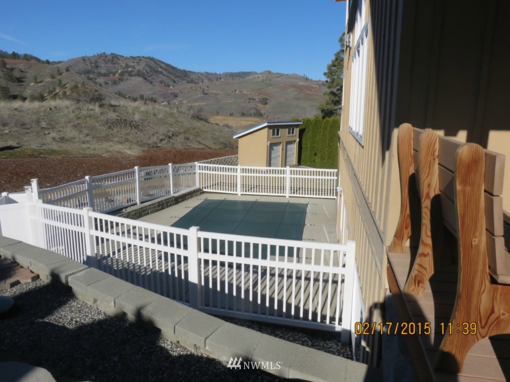 5040 Whispering Ridge Road Wenatchee, WA 98801 - Photo 16 of 24 Gallery Image 16