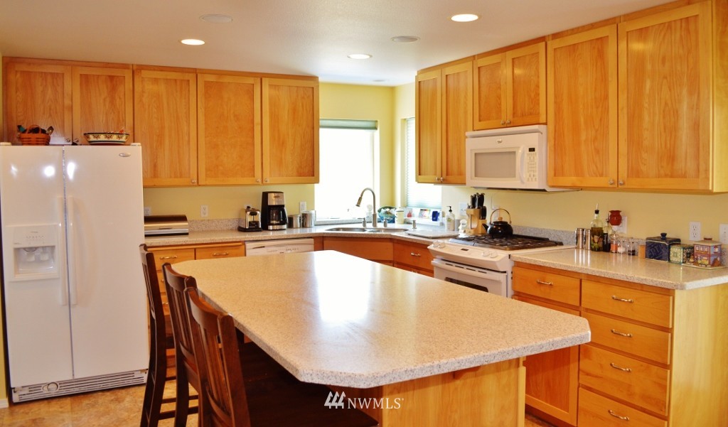 5040 Whispering Ridge Road Wenatchee, WA 98801 - Photo 8 of 24 Gallery Image 8