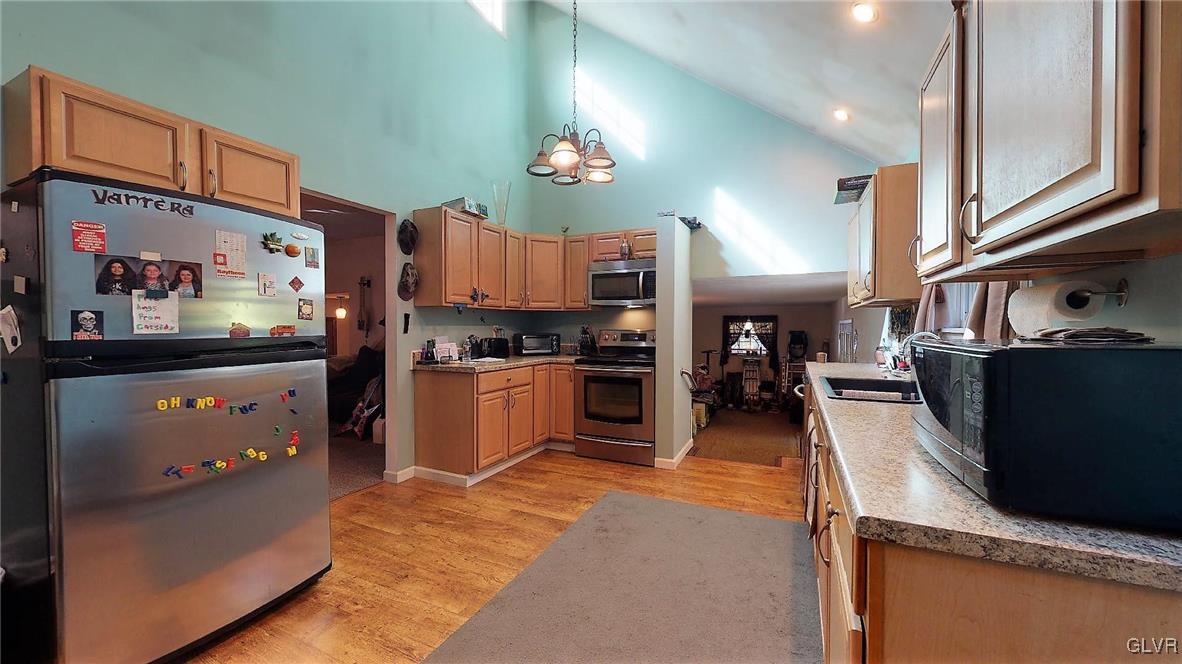 604 Walker Road Macungie, PA 18062 - Photo 11 of 41 Appliances Remain