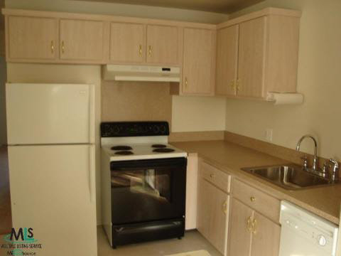 29354 Hoover Road Warren, MI 48093 - Photo 4 of 9 240907-3.JPG