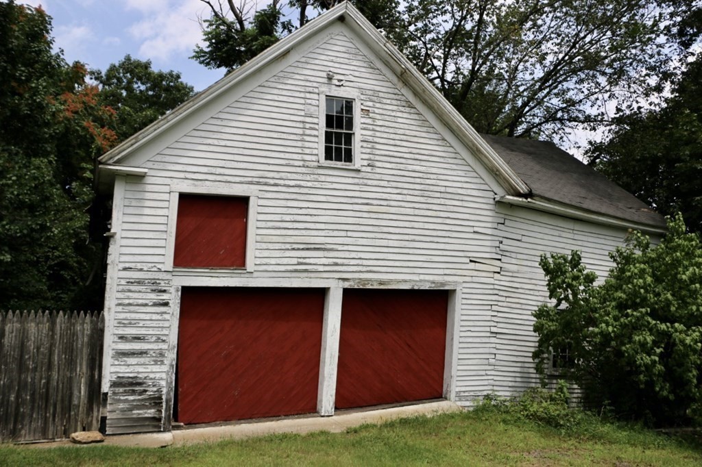 38 Great Road Maynard, MA 01754 - Photo 8 of 9