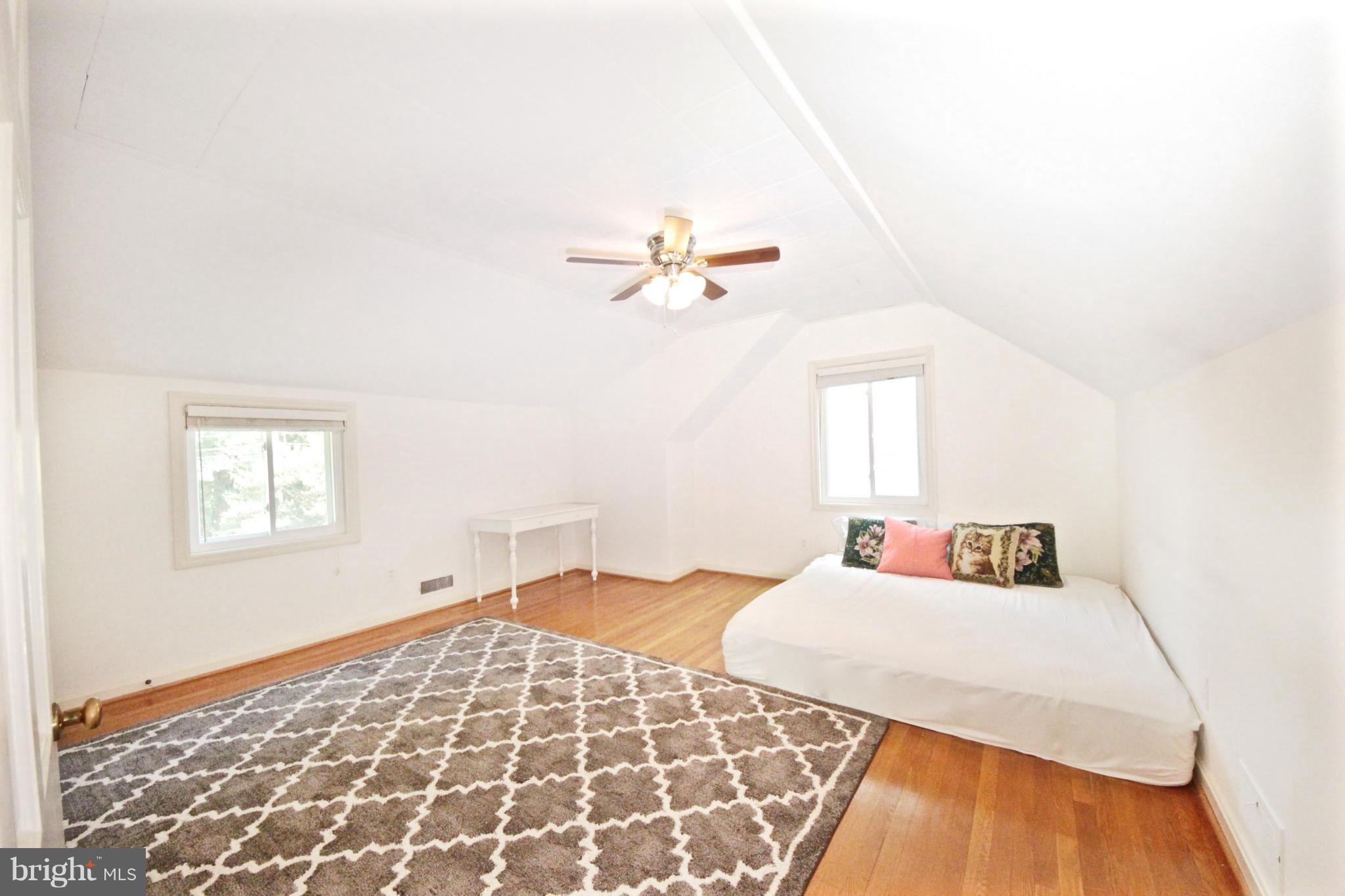 5449 Alta Vista Road Bethesda, MD 20814 - Photo 12 of 22 Bedroom