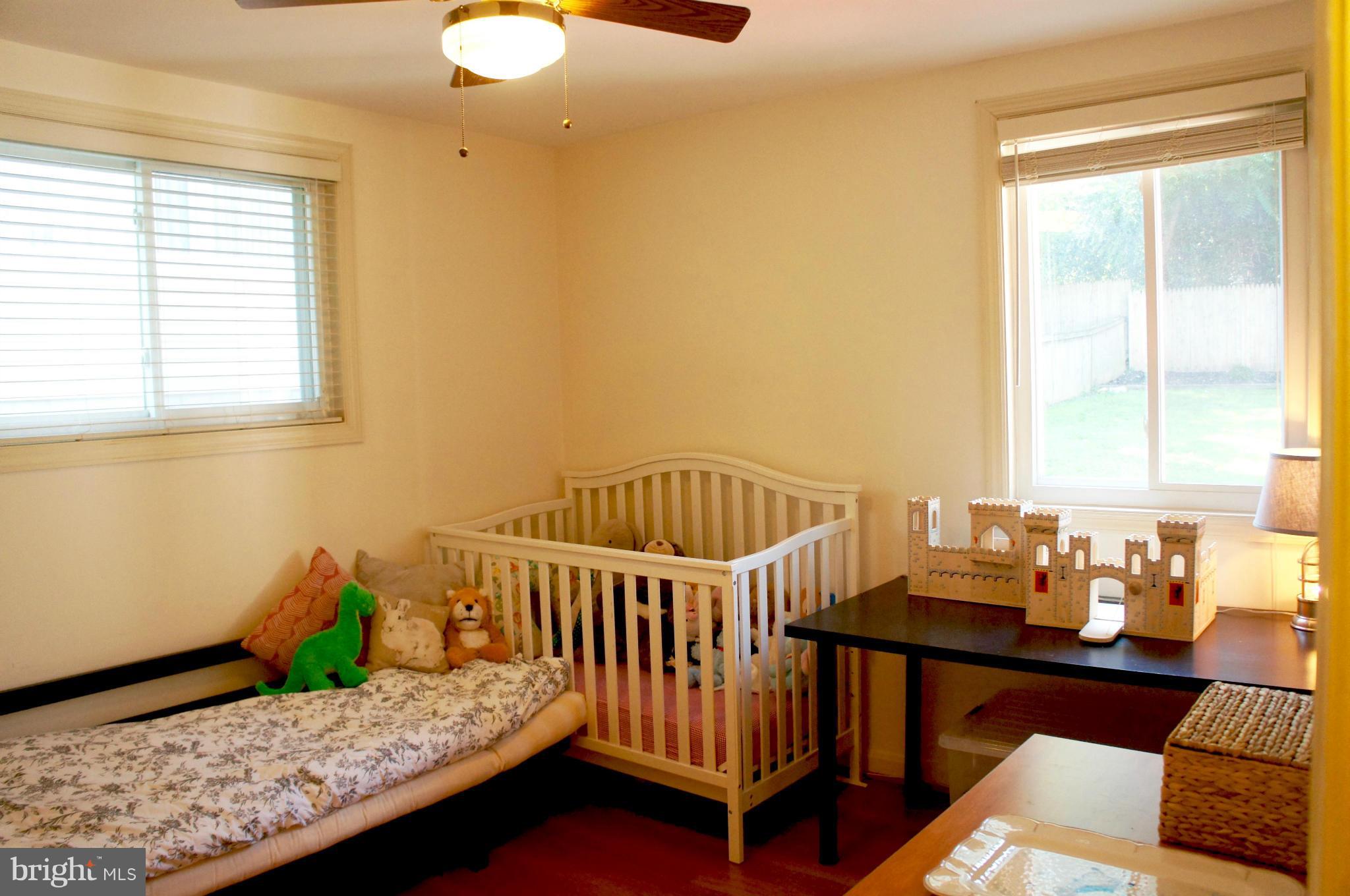 5449 Alta Vista Road Bethesda, MD 20814 - Photo 8 of 22 Bedroom