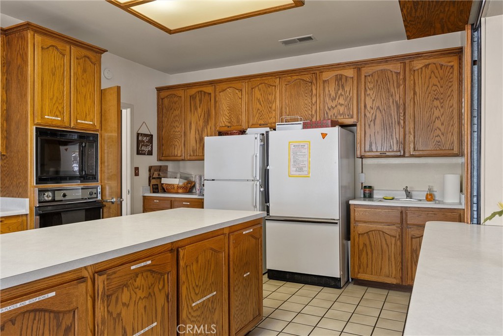 2050 Springfield Drive, Unit 219 Chico, CA 95928 - Photo 43 of 49